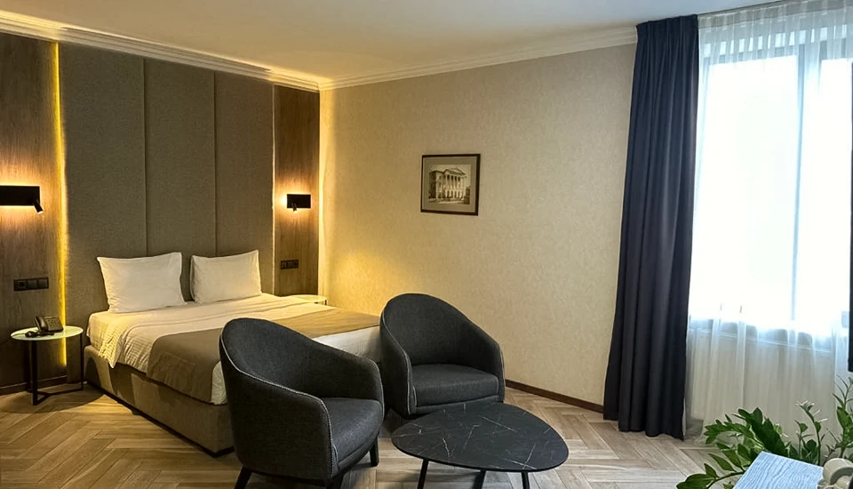 هتل اولد وال تفلیس